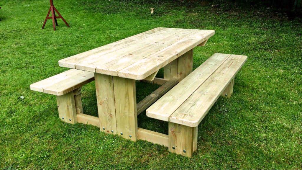 download grounded picnic table