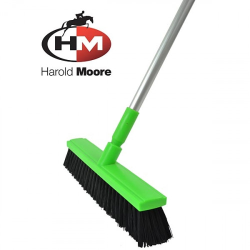 Harold Moore Stable & Yard Brush Green