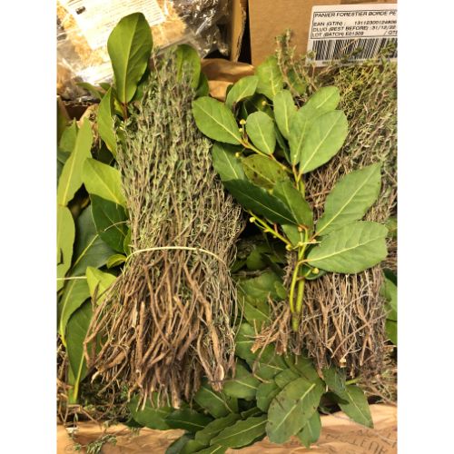 Thyme & Bay leaves bunch Culinaris UK Ltd.