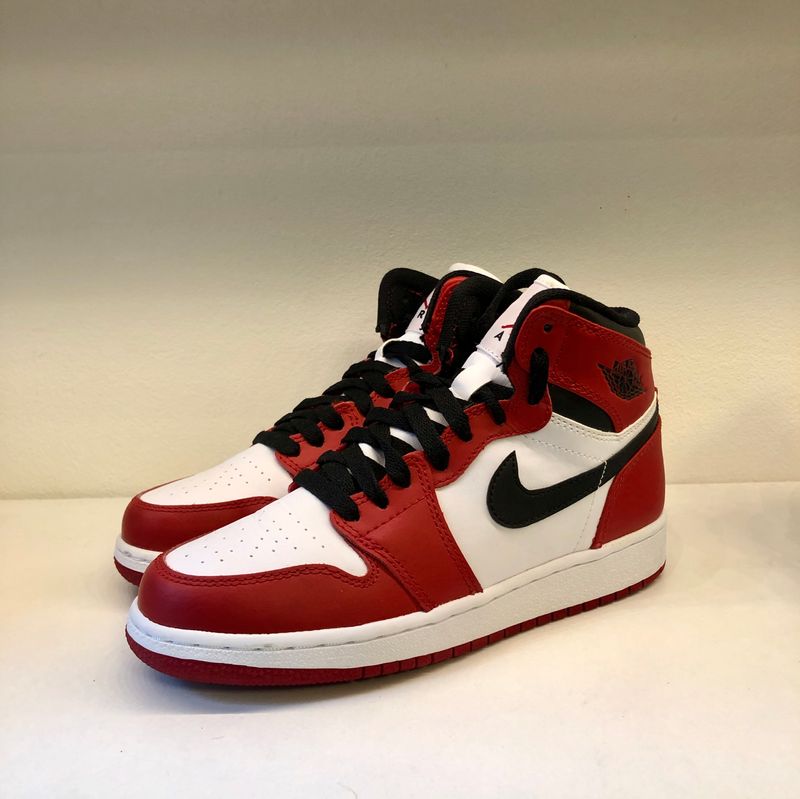 Jordan 1 Mid Chicago (GS)