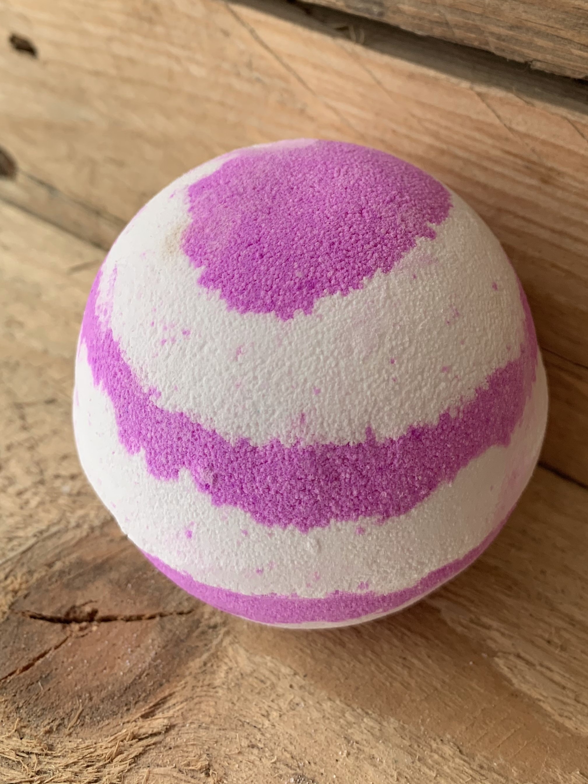 Candyfloss and Mallow Extra Large Bath Bomb