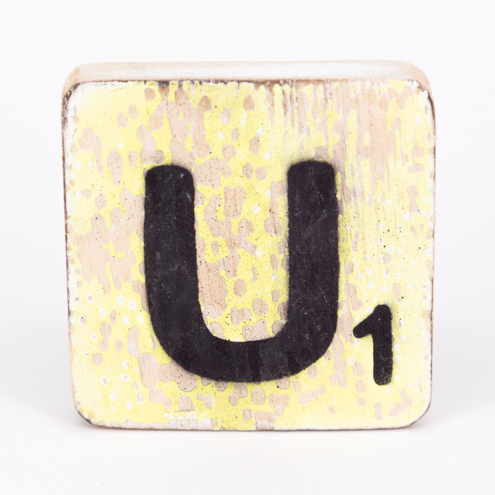 Holzbuchstabe - U - im Scrabble-Style