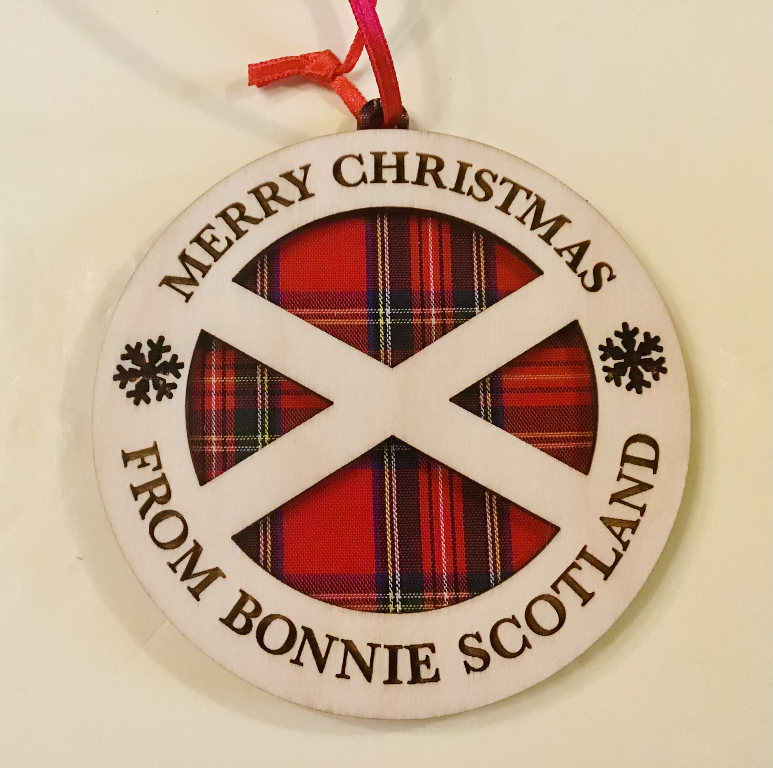 Roundal “Merry Christmas from Bonnie Scotland' 
