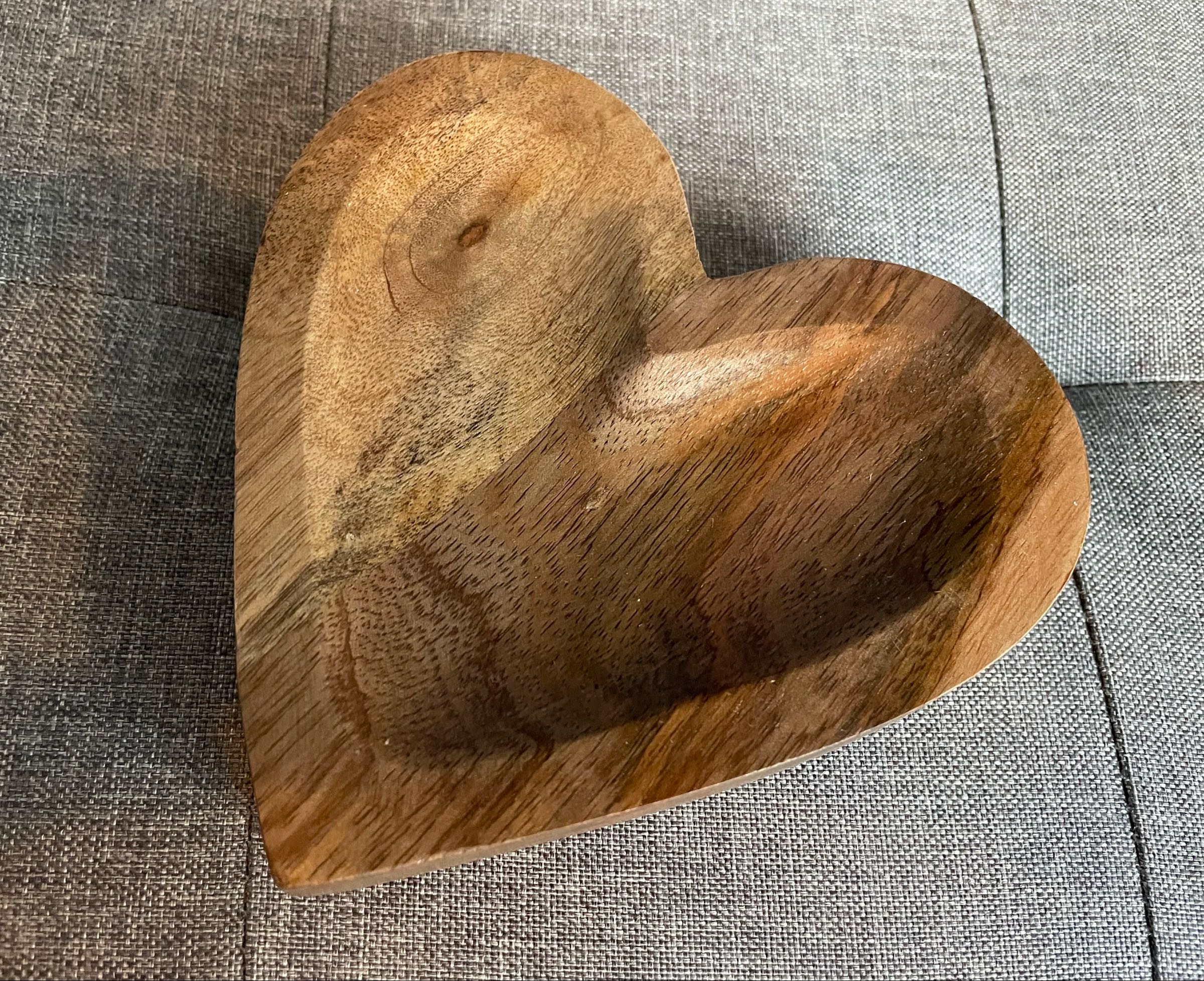 Rustic wooden heart dish  15cm 