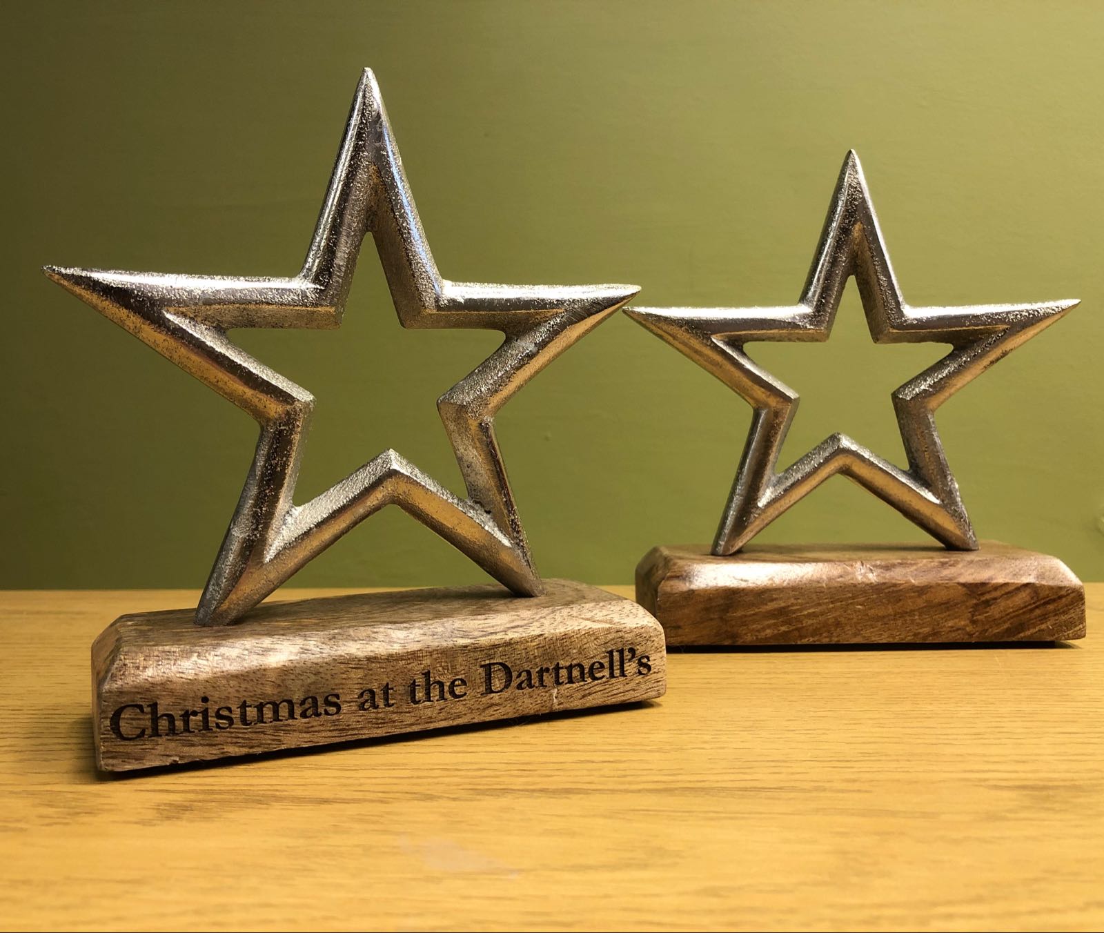 Metal star on wooden base (can be personalised)