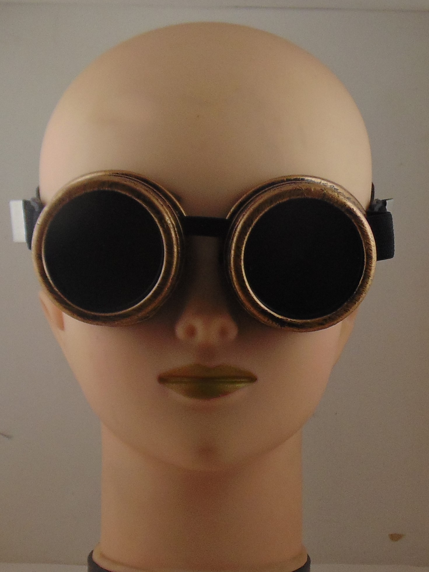 Goggles - brass colour frame, choice of lens colour