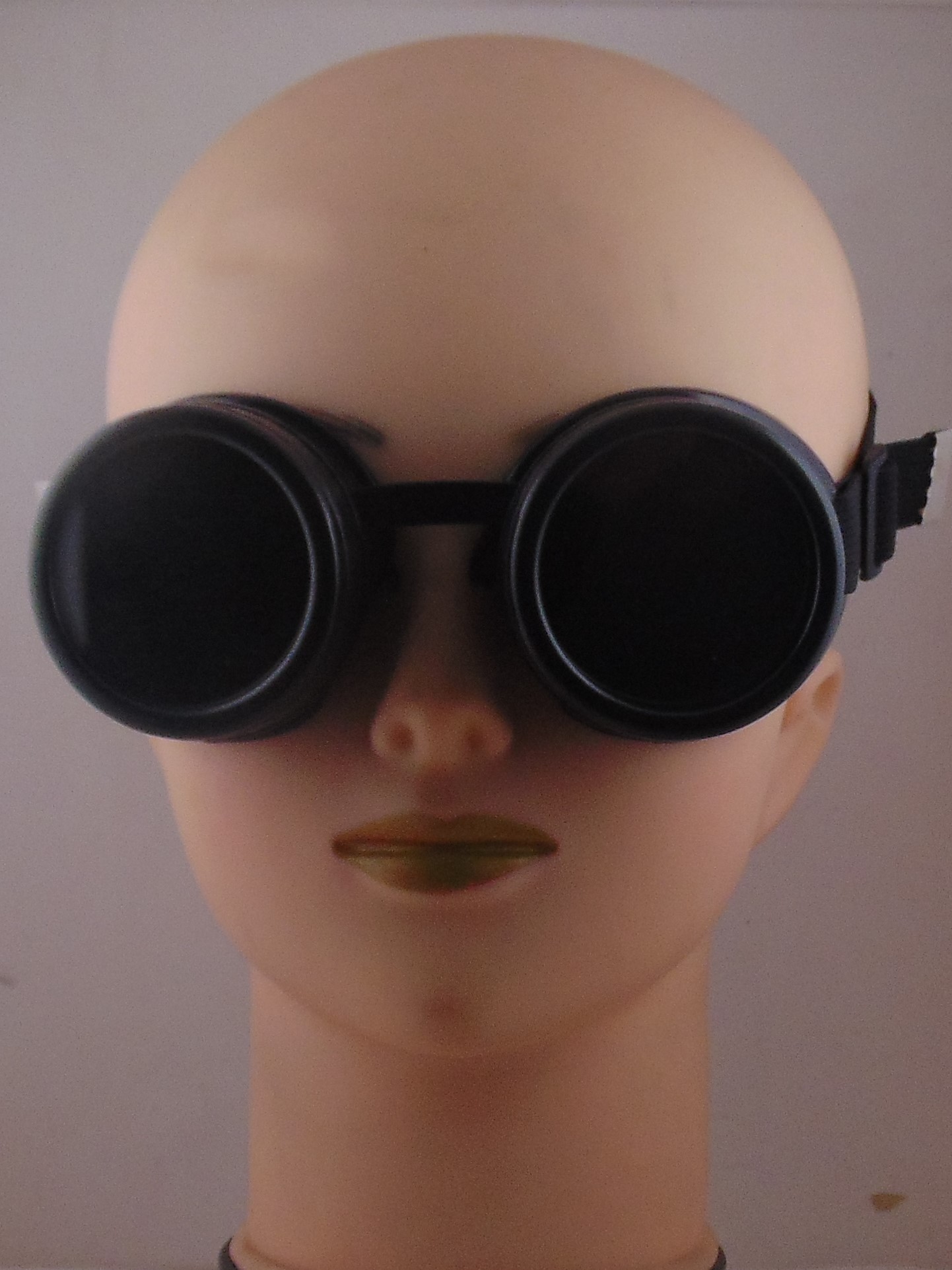 Goggles - black frame, choice of lens colour