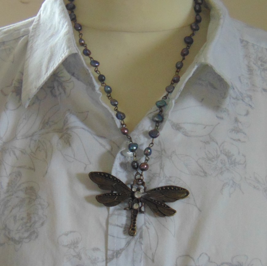 Necklace - Dragonfly Pendant on Black Water Pearl Chain