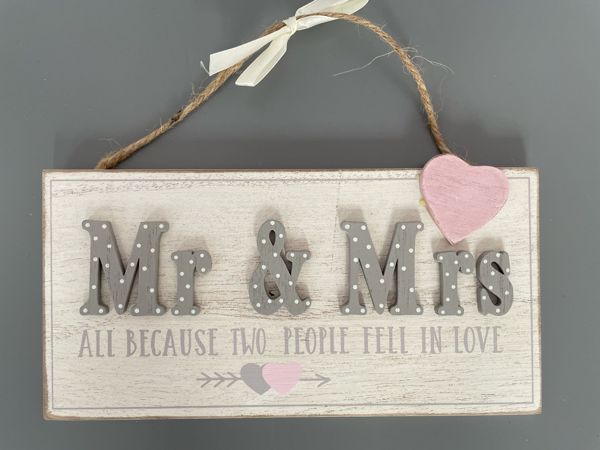 Mr and Mrs hanging plaque 
