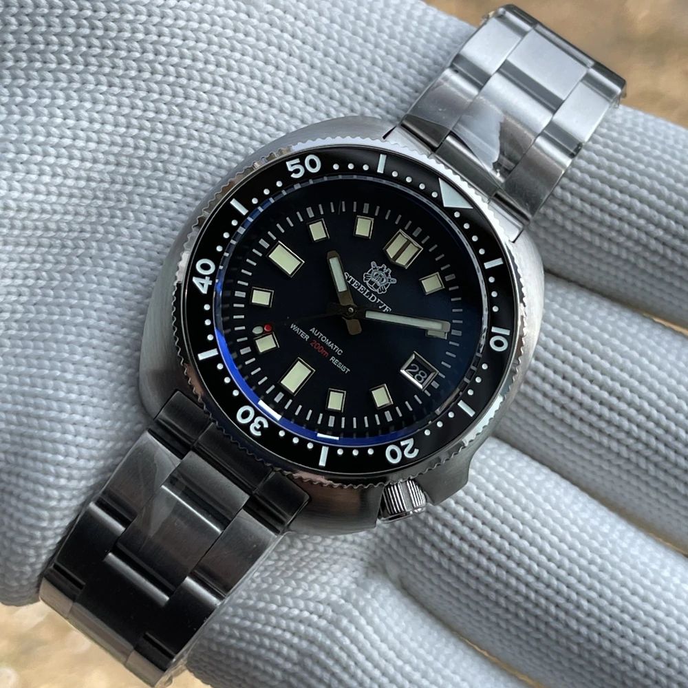 SteelDive SD1970 Diver's Watch - The NEW 2021 Version Cpt Willard 6105 "TURTLE" Homage