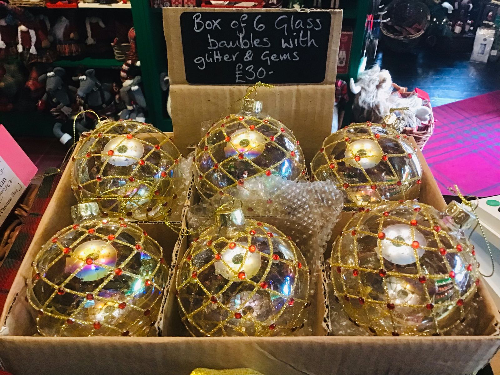 Box of 6 glass baubles with gold glitter and red gems