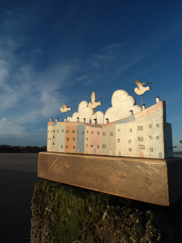 Kinetic Seagulls on Quayside Houses SALE 40% (£28.95)