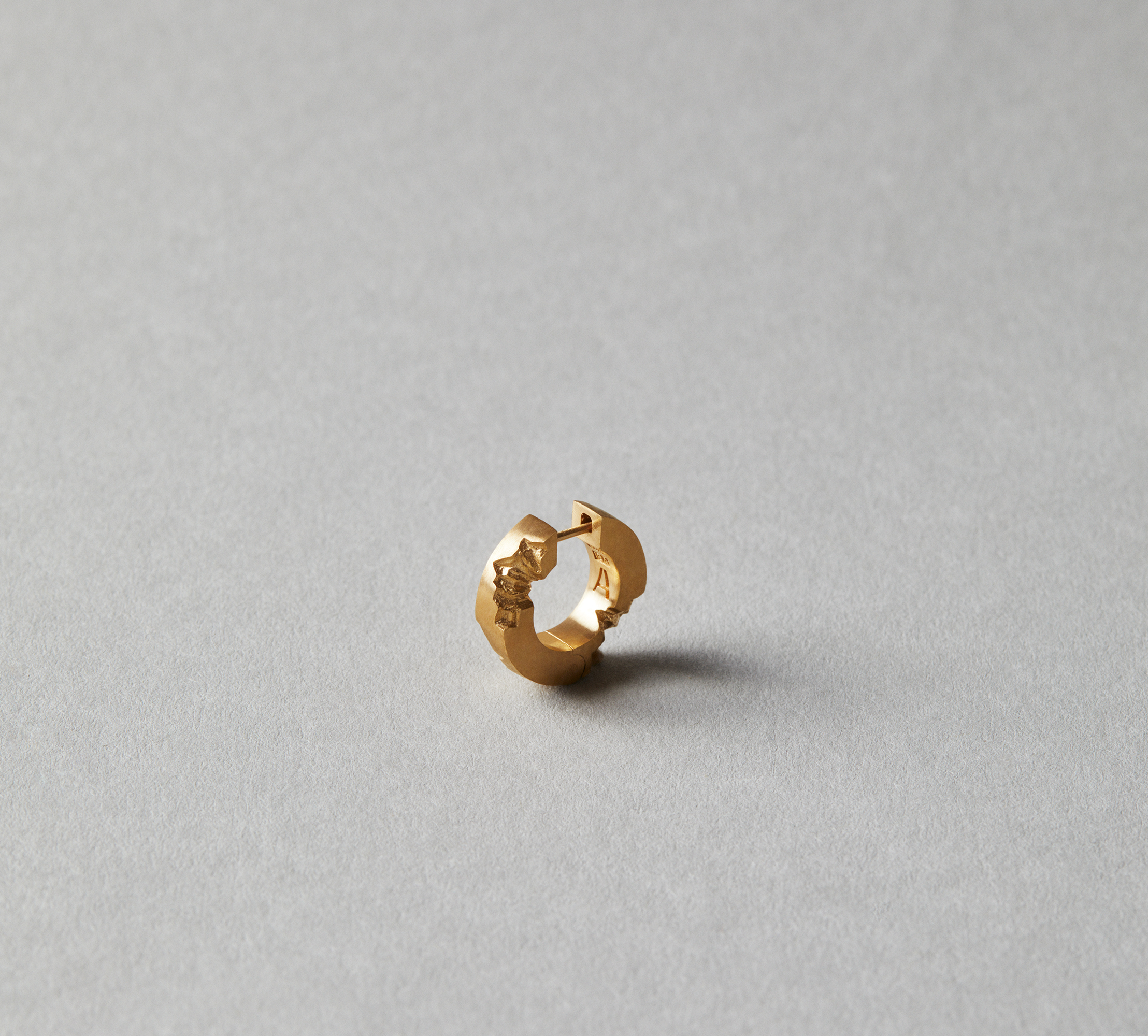 Round Cracked Earring Vermeil