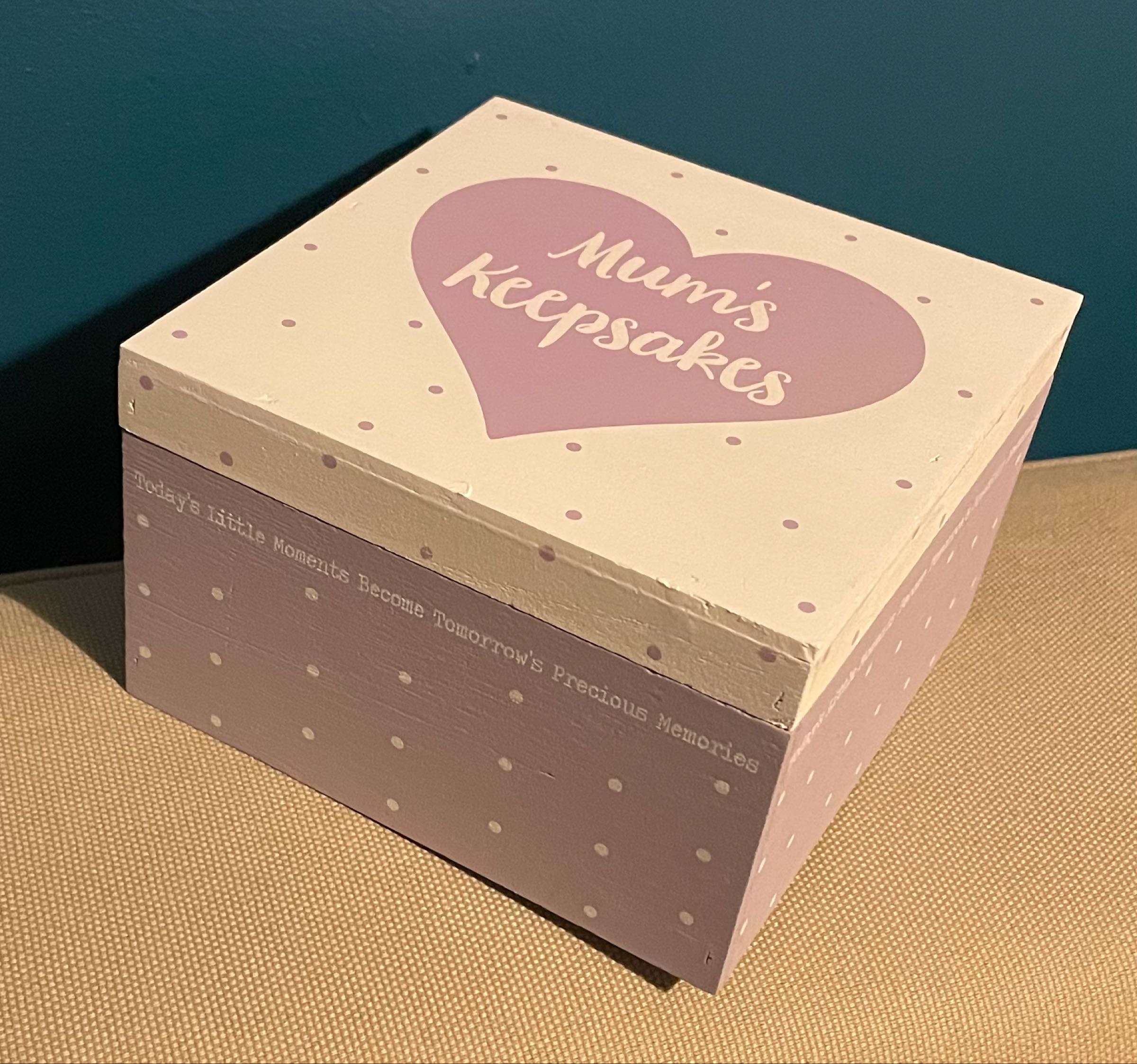 Mum’s  Keepsakes  Box (can be engraved)