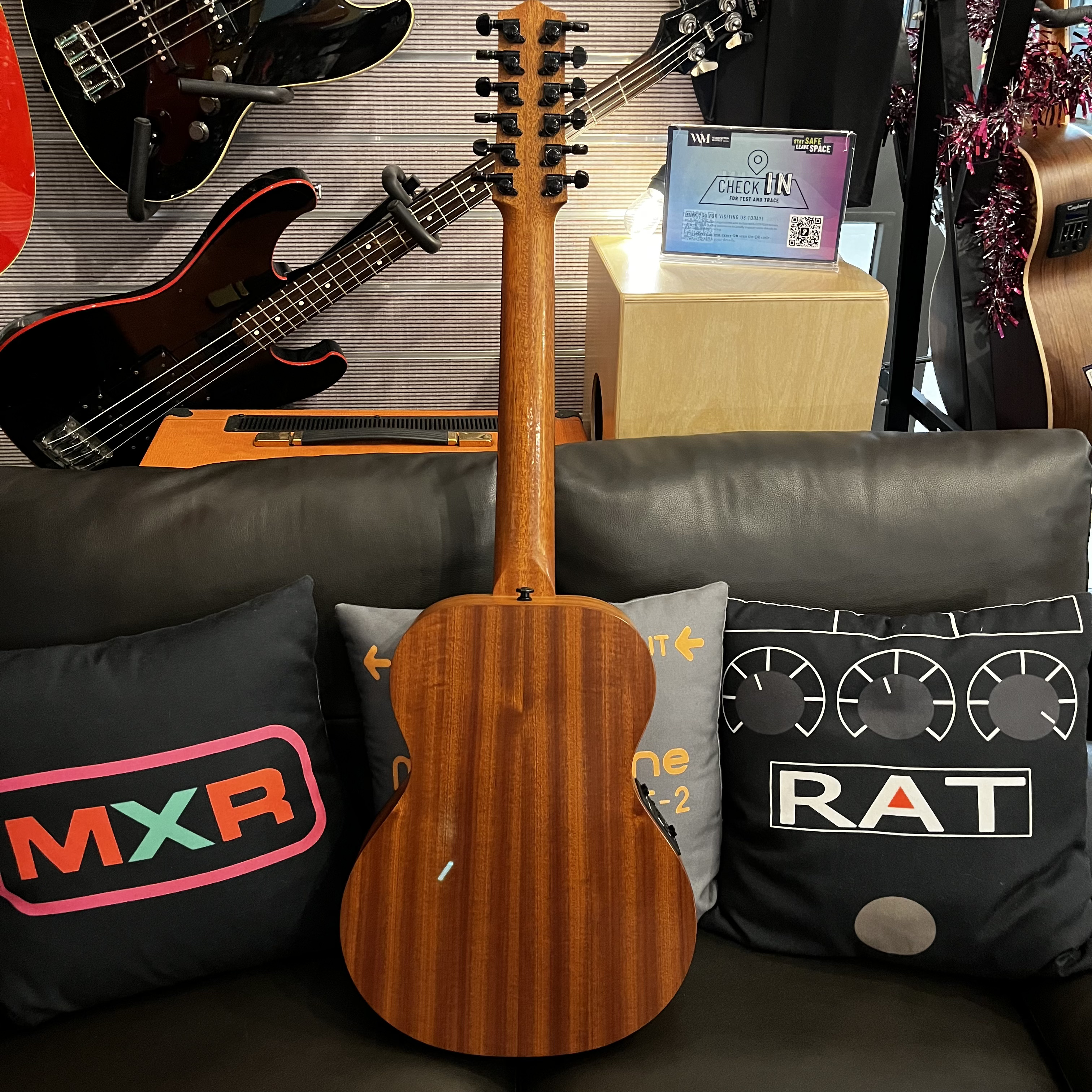Maton EMM 12 Mini 12-string Acoustic