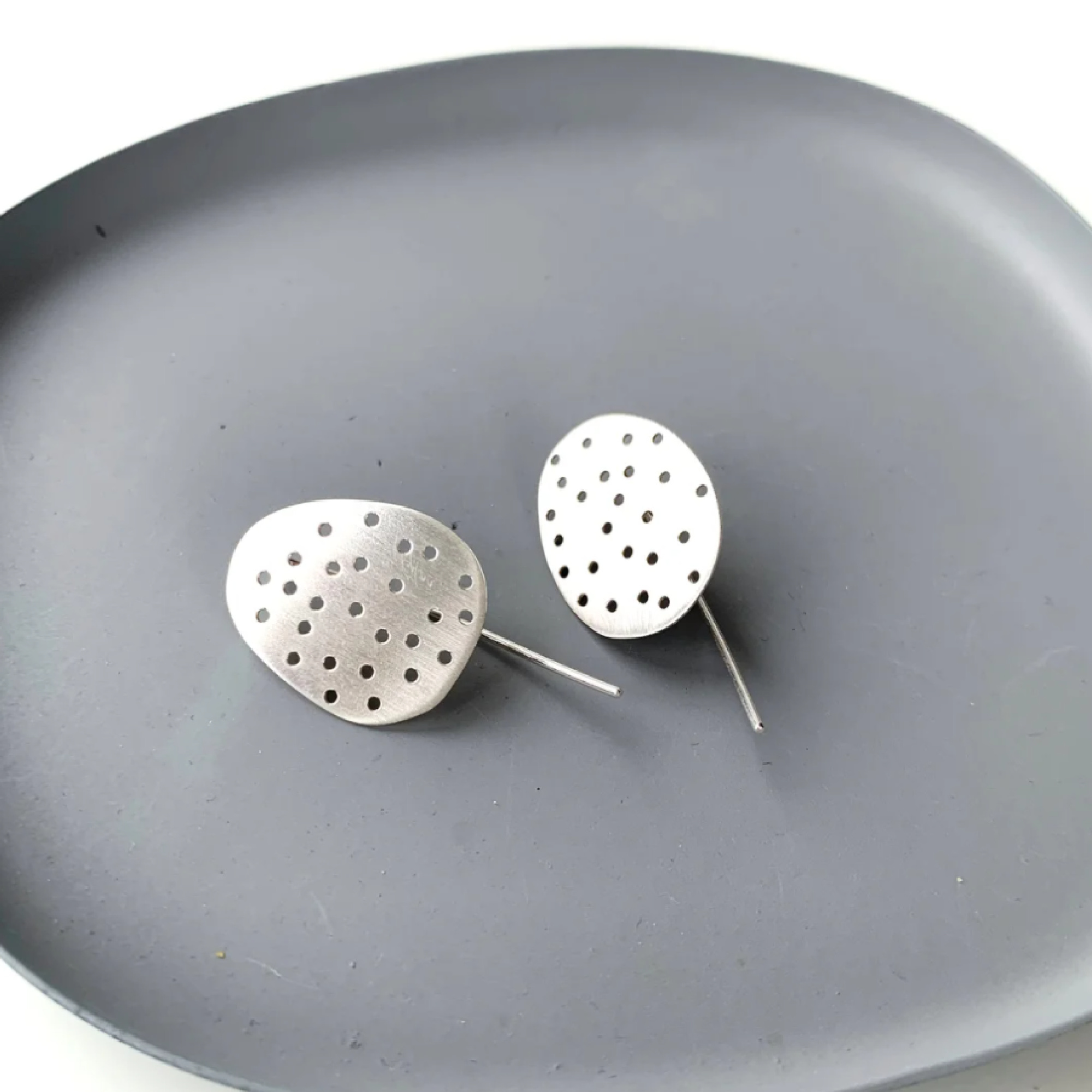 Silver Pebble Threader Earrings by Claire Lowe