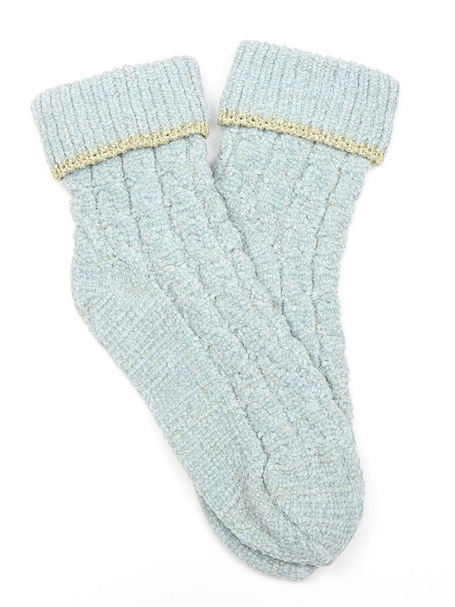 20013 POM chenille chunky knit socks