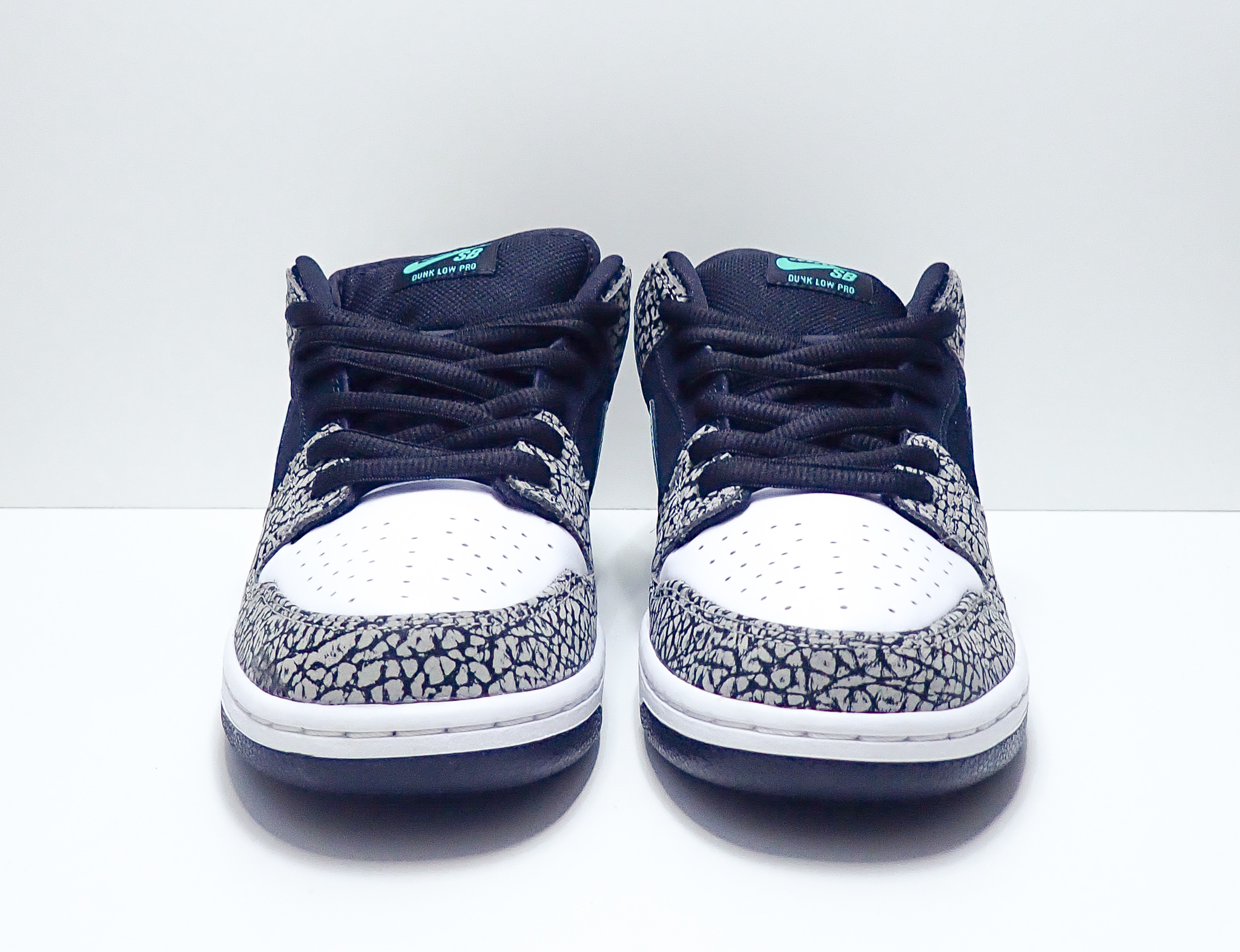 nike sb dunk low atmos elephant print