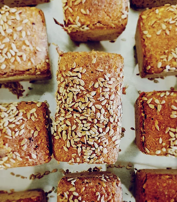 Vollkornbrot (Rye bread topped with sunflower seeds)