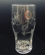 Hand Etched Tulip Pint Glass 568mls